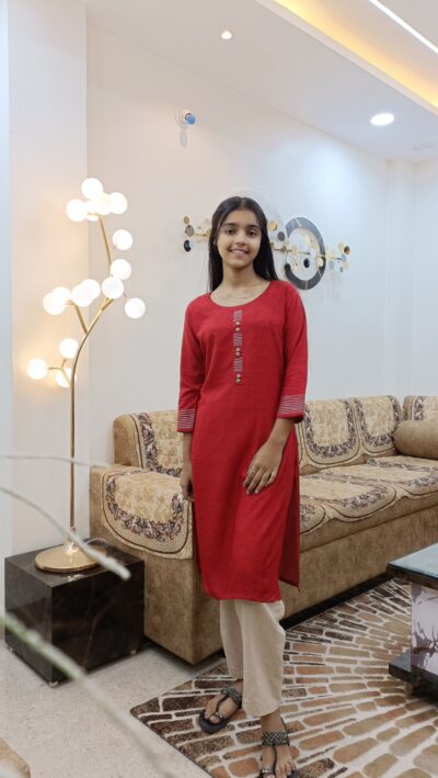 Meena Bazaar Women's Cotton Straight Solid Kurta