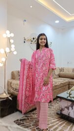 Women Viscose Rayon Cotton Flower Printed Kurta Pant Dupatta Set